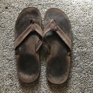 Rainbow sandals men’s size 11.